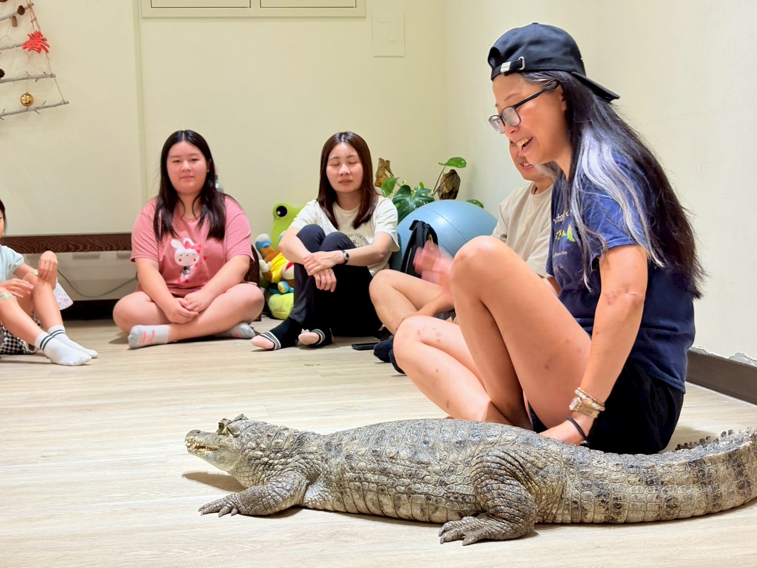 447690B9-02A4-49DA-928A-8E0793F7E269