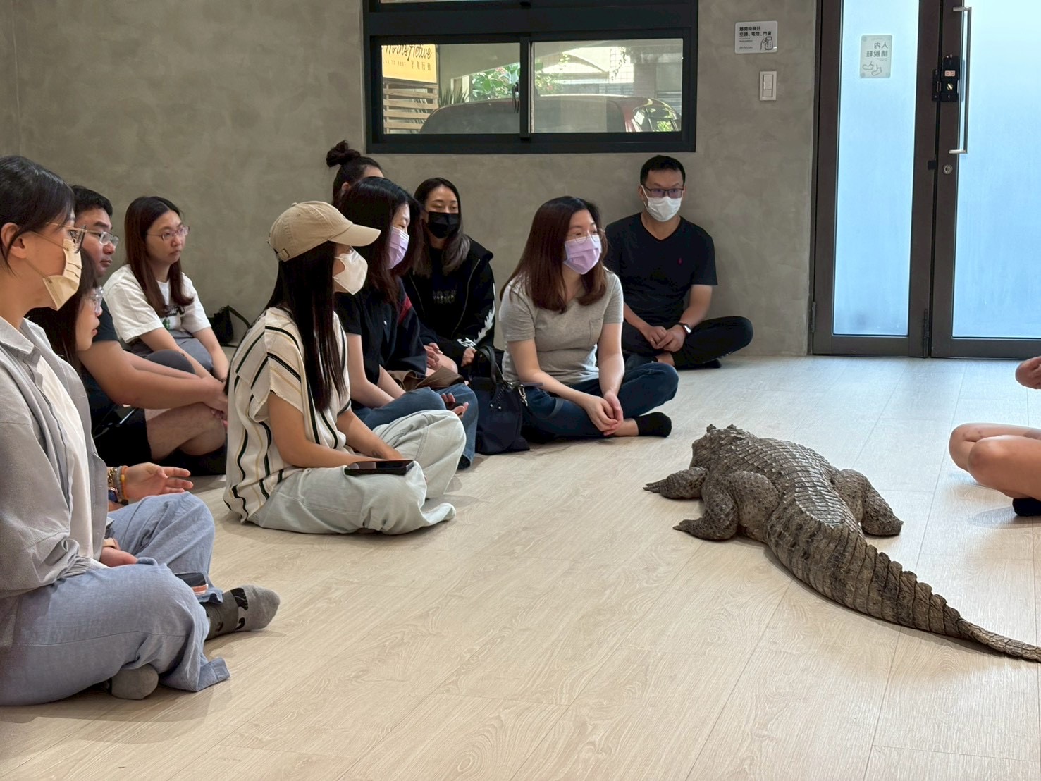 ED5F225E-9A3B-41BB-A3C1-C5F4D71DC361